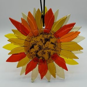 Fused glass sun catcher or wall hanging - 8x8 inches - sunflower - HANDMADE